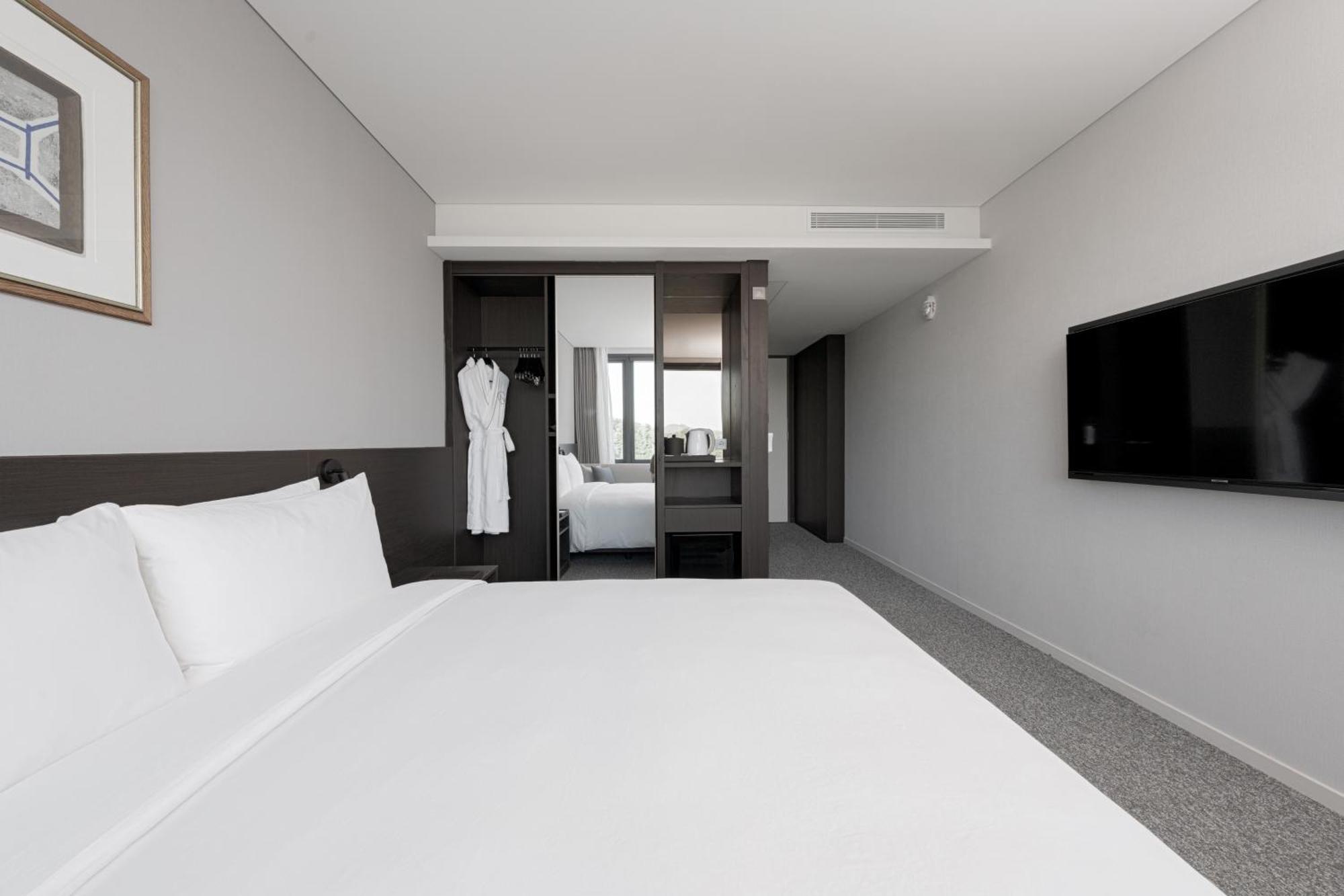 Nine Tree By Parnas Seoul Pangyo Hotel Seongnam Exterior photo